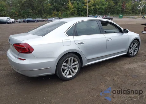 2017 Volkswagen Passat 1.8T Se из США, поврежденный, VIN 1VWGT7A35HC063853